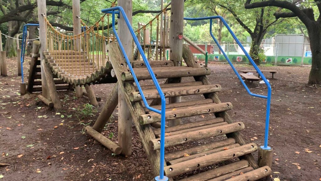 大蔵運動公園 Slに迷路にアスレチック どの子にもお気に入りの場所が見つかる公園 公園 遊び場 レポ