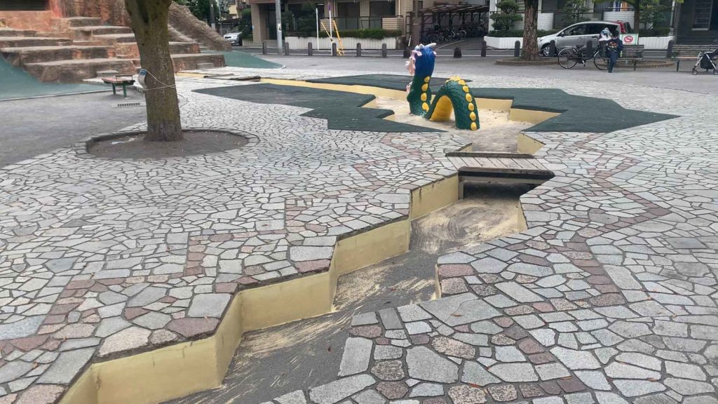 足立区 下河原公園 オニの山をはじめ独特のモチーフたっぷりの公園 公園 遊び場 レポ